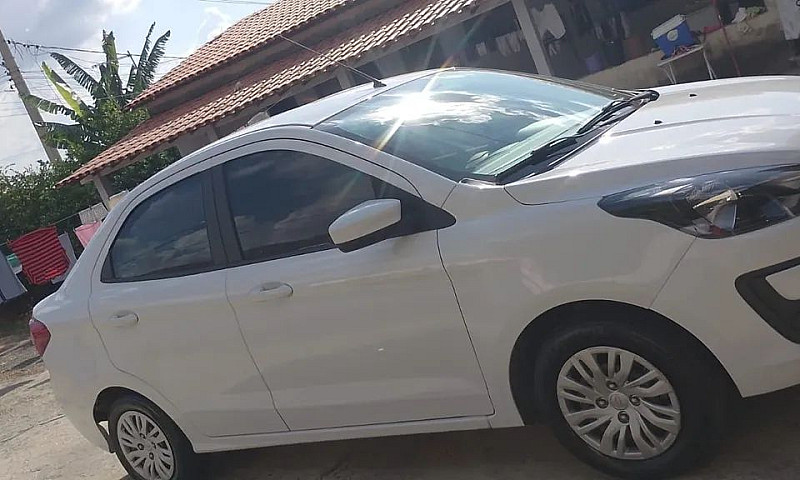 Ford Ka+ Sedan 1.0 T...