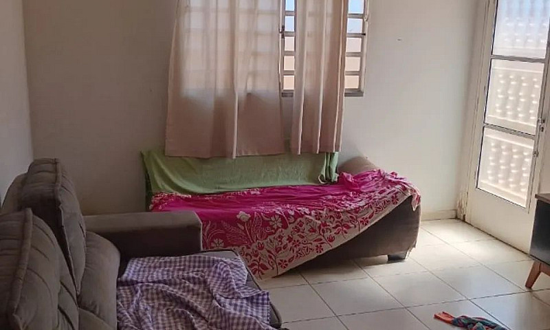 Vende Se Casa No Bai...