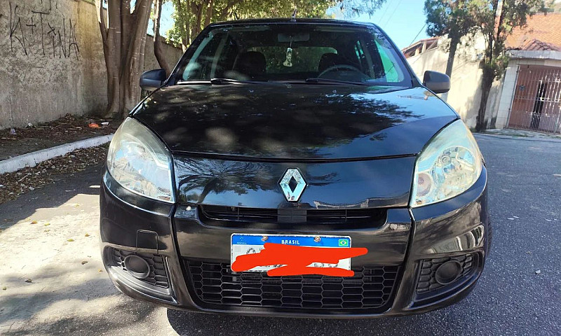 Renault Sandero Auth...