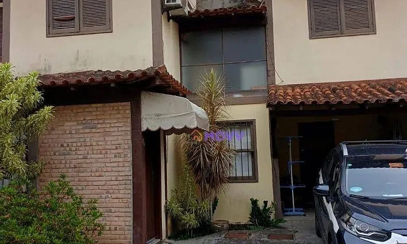 Casa Com 2 Dormitóri...
