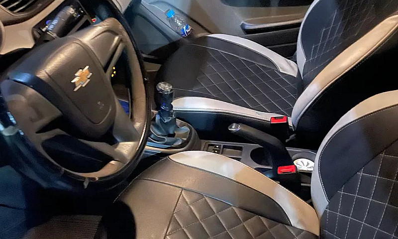 Chevrolet Onix Joy H...
