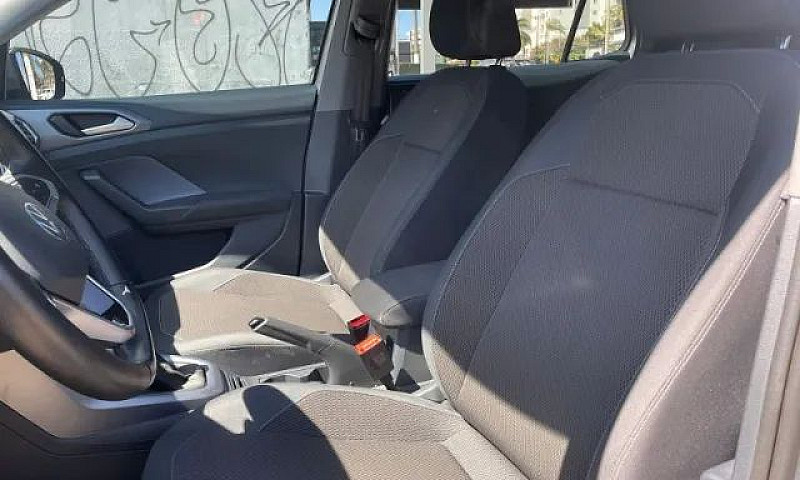 Volkswagen T-Cross 1...