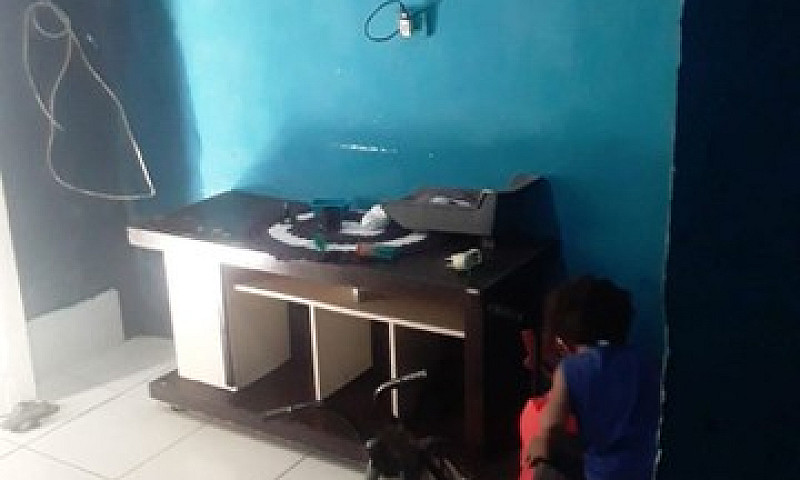 Aluga-Se Ou Vende-Se...