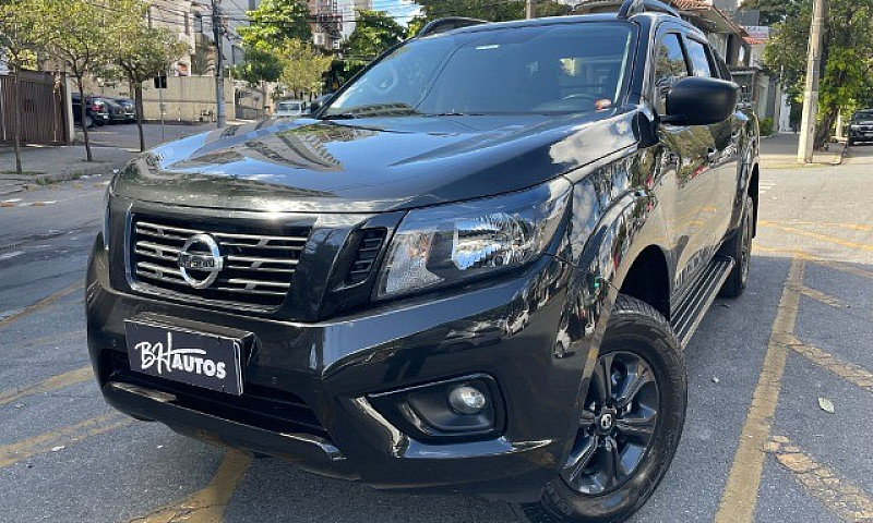 Nissan Frontier Atta...