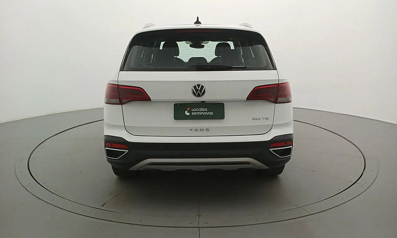 Volkswagen Taos High...