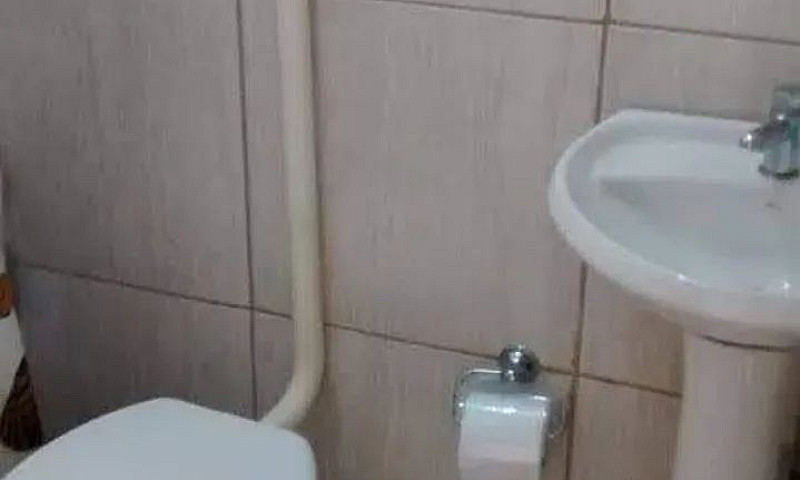 Qto Mobiliado Centro...