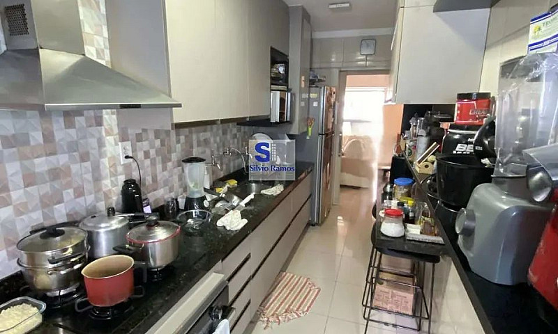 Apartamento Amplo Mo...
