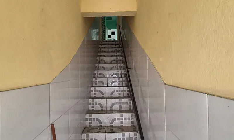 Alugo Casa Com 2 Qua...