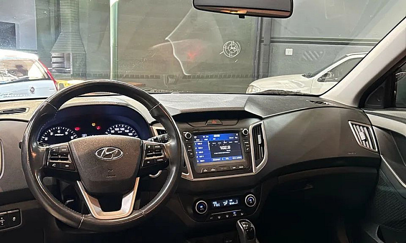 Hyundai Creta Presti...
