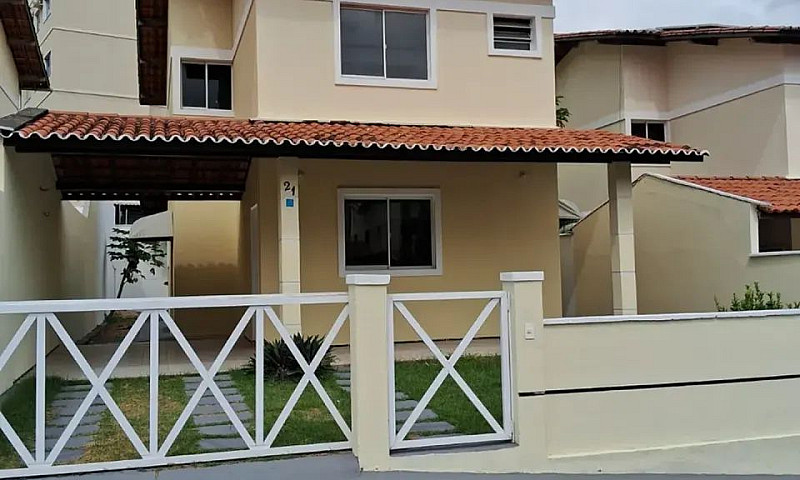 Casa Em Condomínio F...