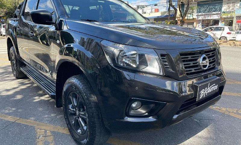 Nissan Frontier Atta...