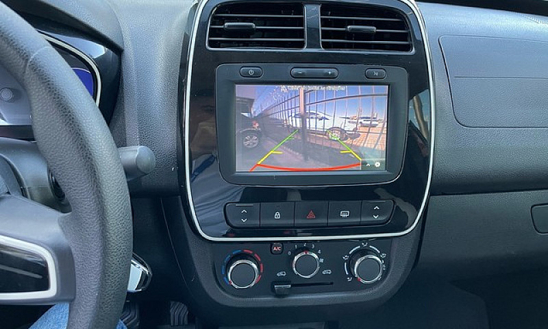Kwid Intense 1.0 202...