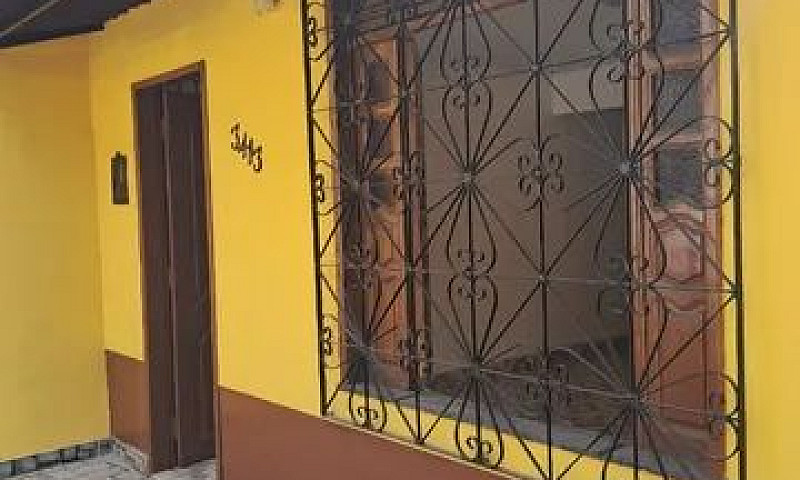 Alugo Casa Na Av. Dr...