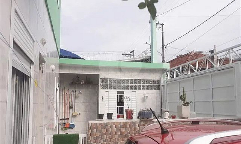 Casa Com 2 Quartos À...
