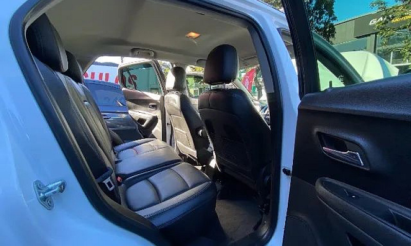 Chevrolet Tracker Lt...