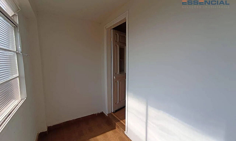 Casa Com 2 Dormitóri...