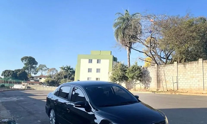 Volkswagen Voyage 1....