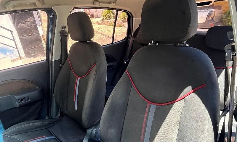 Fiat Uno Vivace Cele...
