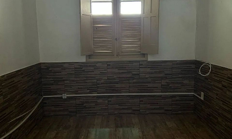 Casa Em Pedra De Gua...