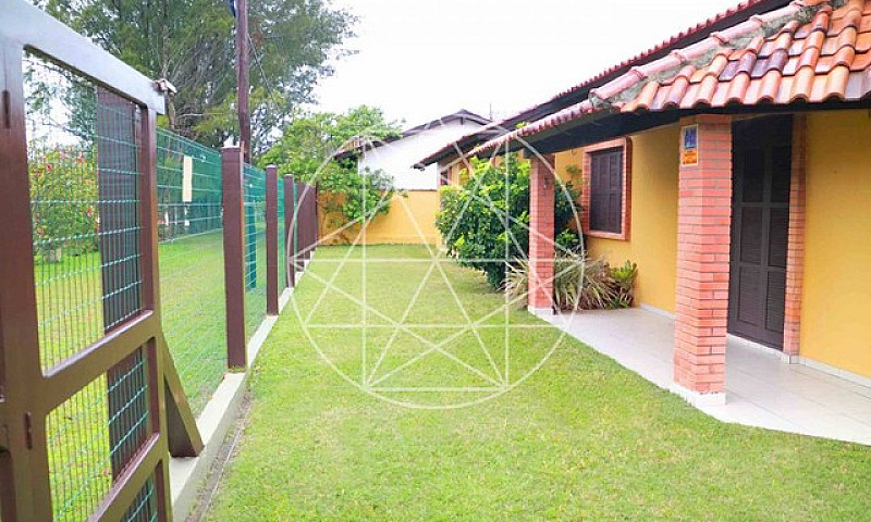 Casa Em Noiva Do Mar...