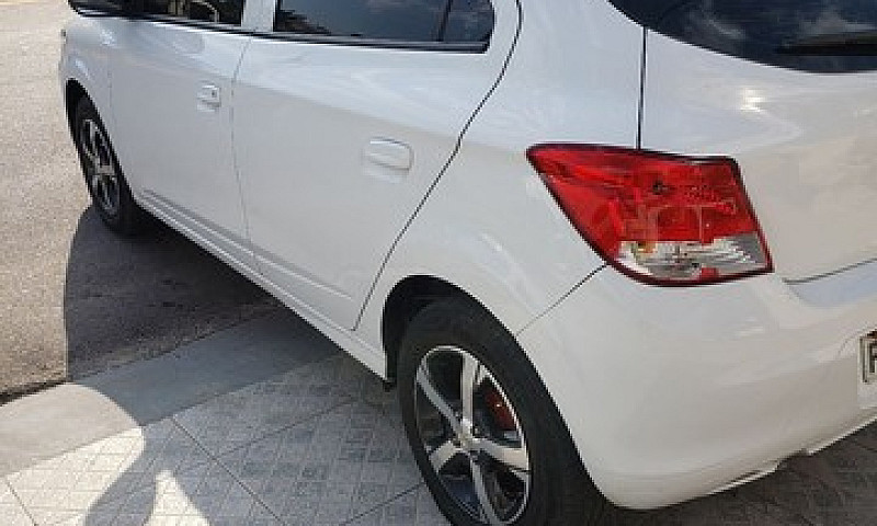 Onix Lt 1.0 Completo...