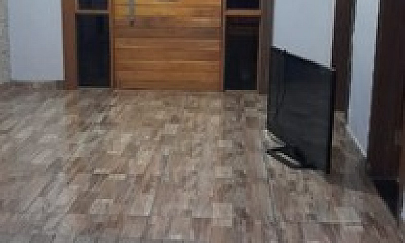 Alugo Casa Com 2 Qua...