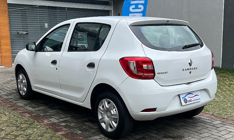 Renault Sandero Auth...