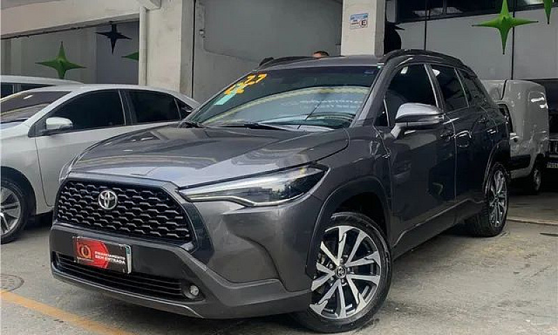 Toyota Corolla Cross...