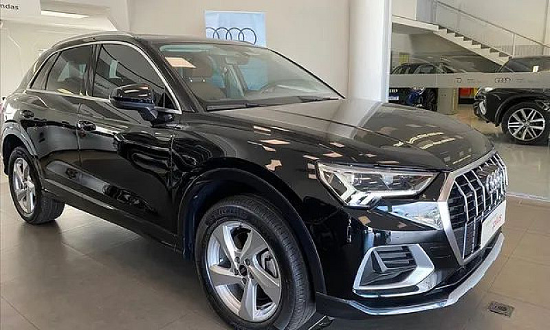 Audi Q3 2.0 40 Tfsi ...