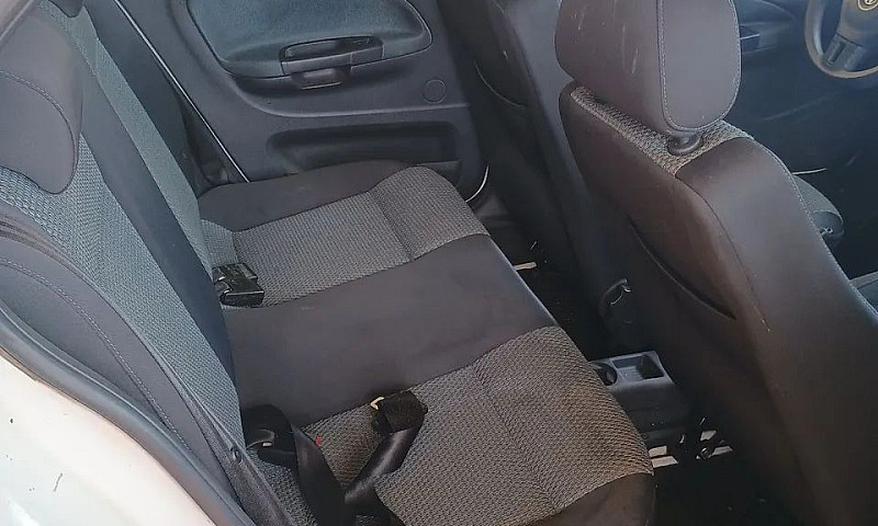 Volkswagen Gol Geraç...