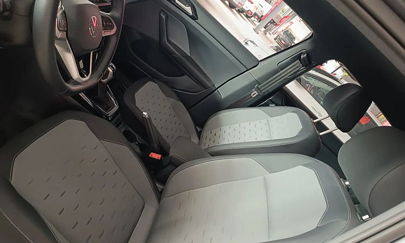 Volkswagen T-Cross 2...