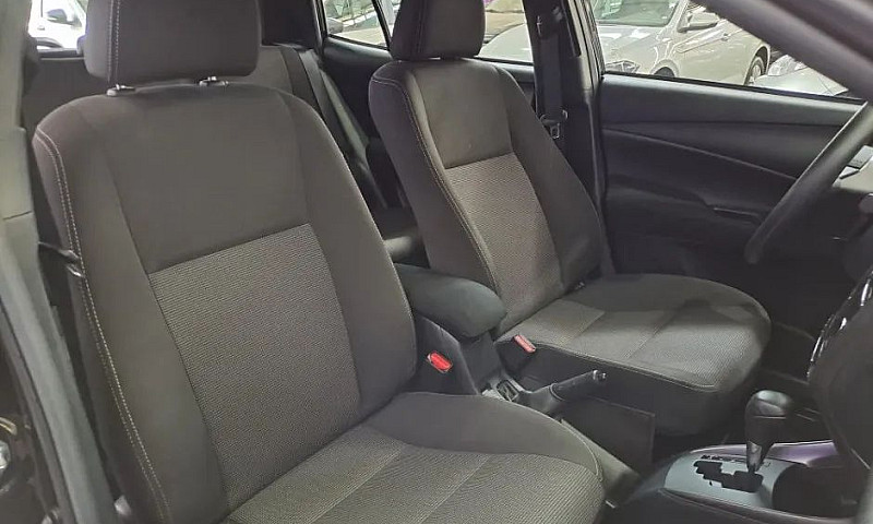 Toyota Yaris Xl 1.5 ...