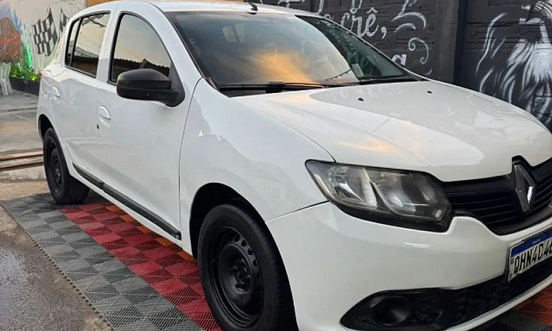 Renault Sandero Auth...