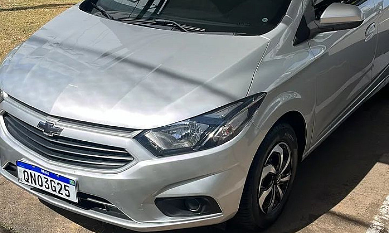Chevrolet Onix Hatch...