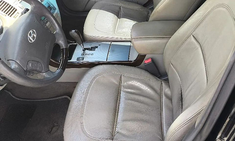 Hyundai Azera Gls 3....