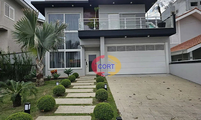 Casa Com 3 Dormitóri...