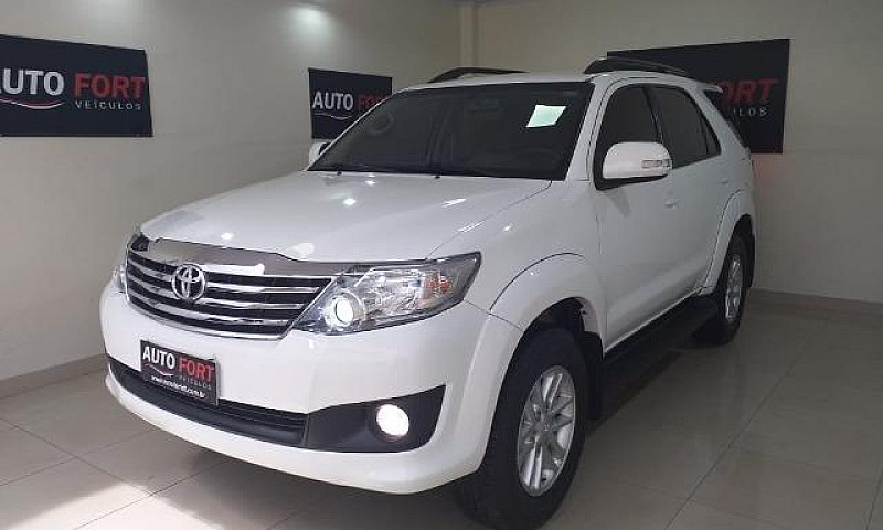 Hilux Sw4 2.7 4X2 Sr...