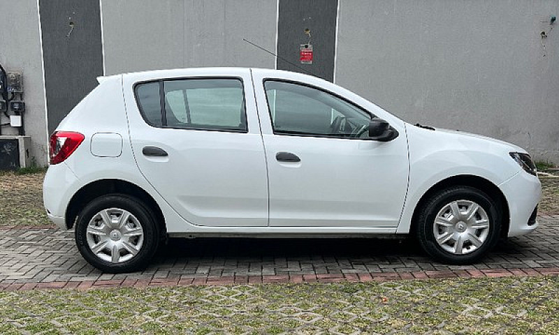 Renault Sandero Auth...