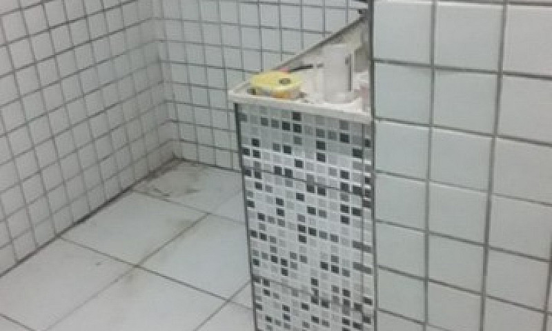 Aluga-Se Ou Vende-Se...