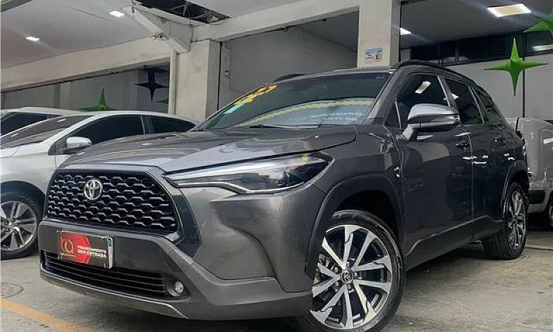 Toyota Corolla Cross...