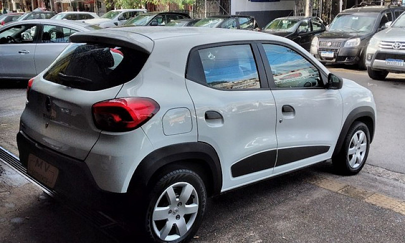 Renault Kwid Zen 1.0...