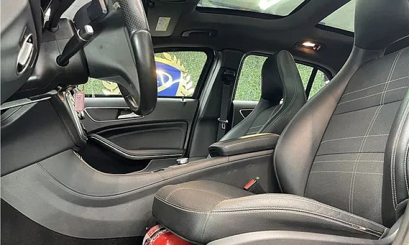 Mercedes-Benz Gla 20...