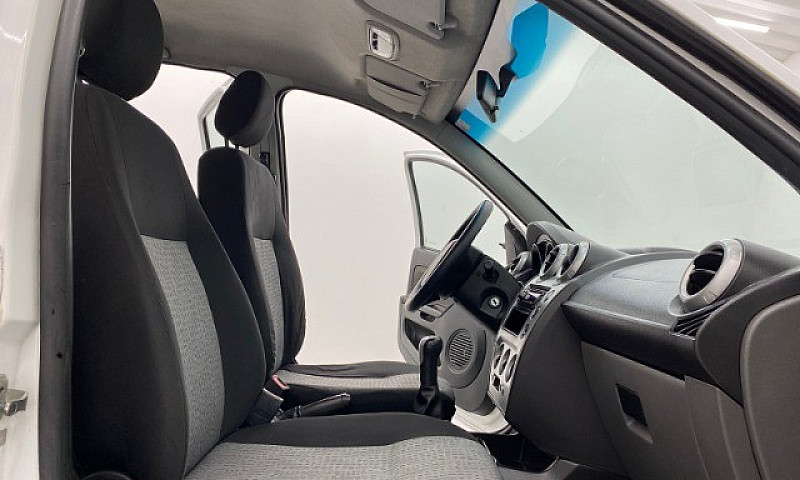 Fiesta Sedan 1.6 201...