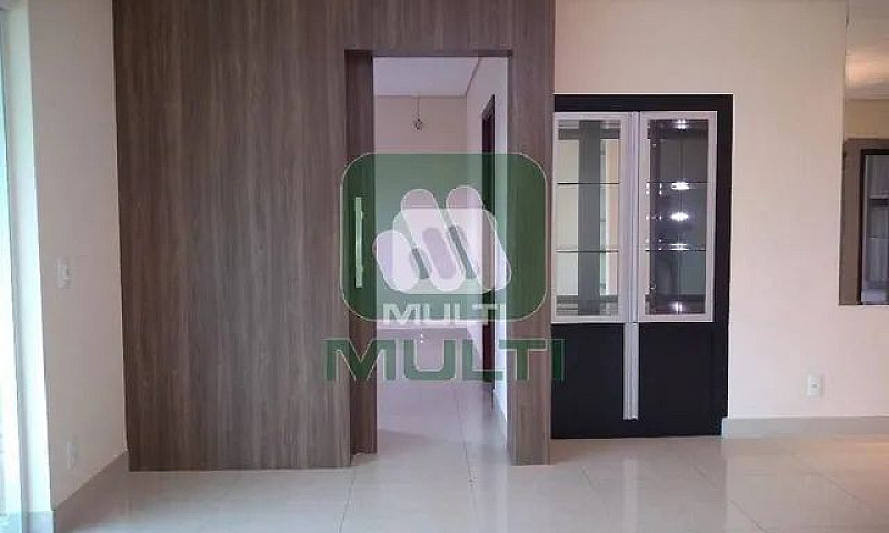 Apartamento Com 3 Qu...