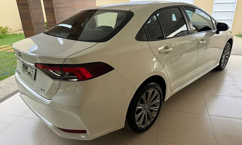 Toyota Corolla Xei 2...