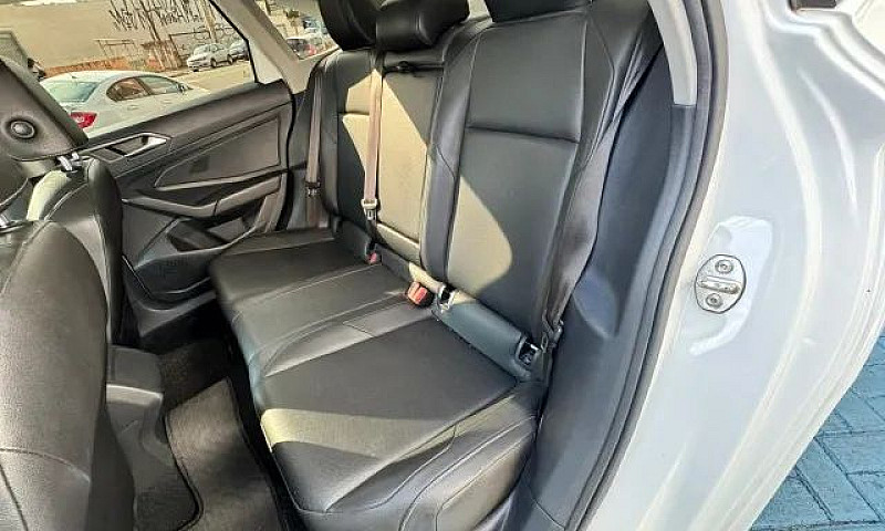 Volkswagen Jetta Com...