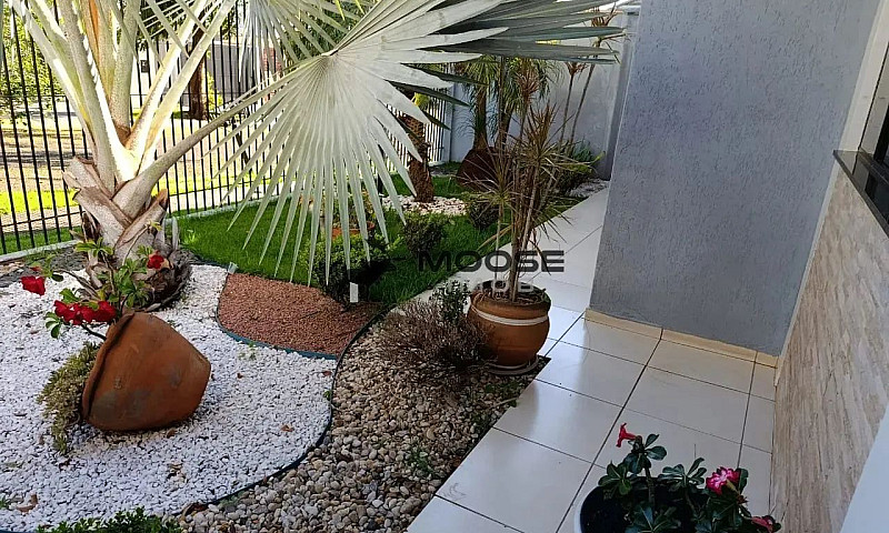 Casa Com Piscina Á V...