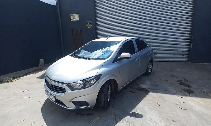 Chevrolet Onix Hatch...