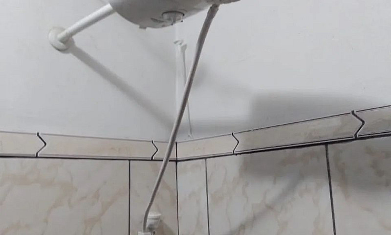 Aluga-Se Casa Mobili...
