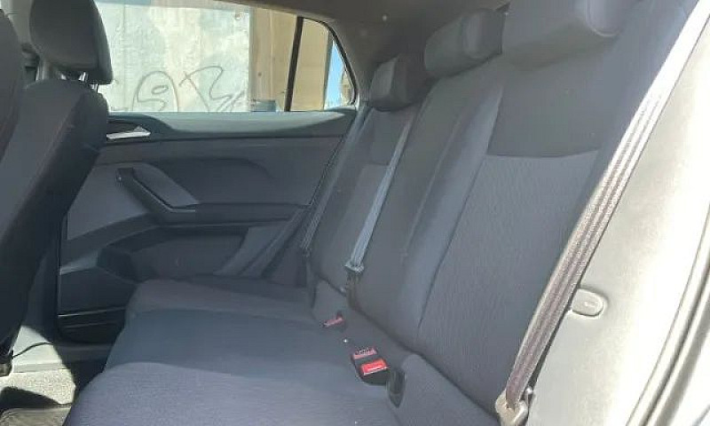 Volkswagen T-Cross 1...
